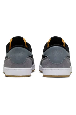 Buty Nike SB FC Classic