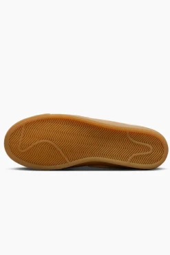 Buty Nike SB Zoom Blazer Low Pro GT Premium
